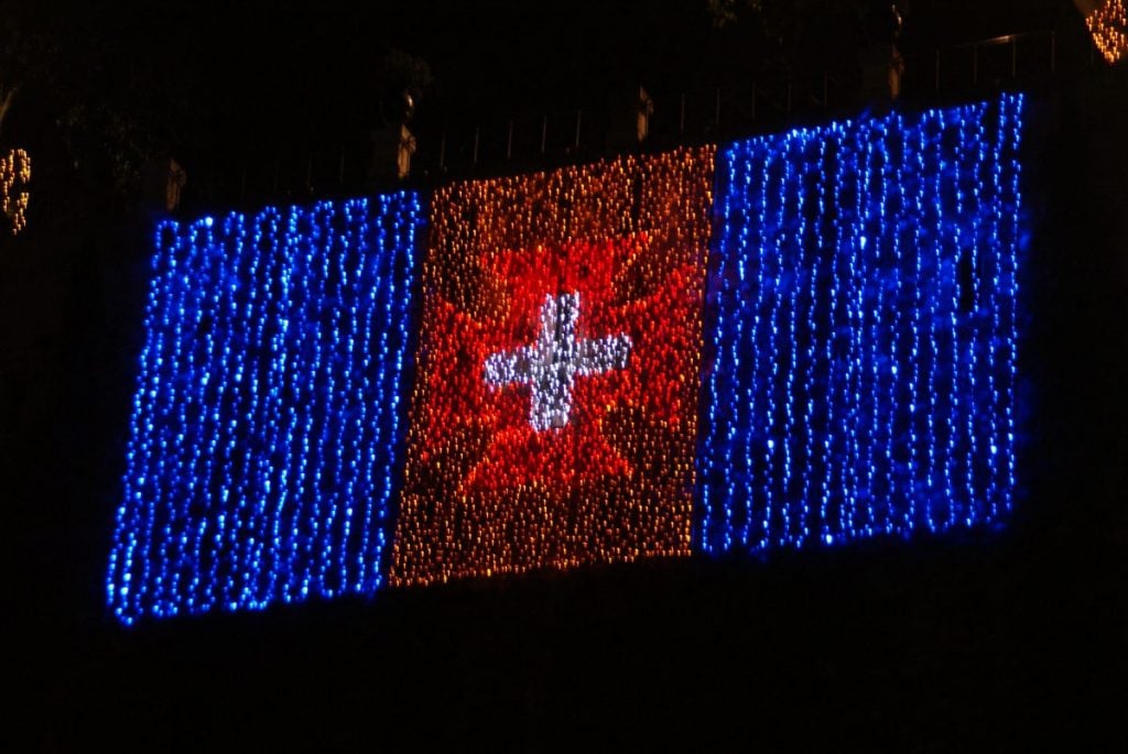 Portugiesische Flagge, Weihnachten Funchal Madeira