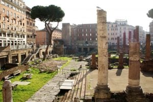 Tempelruine auf dem antiken Campus Martius
