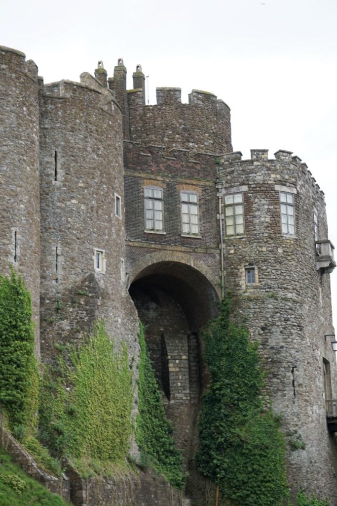 Dover Castle Eingang Sehenswürdigkeit Außenansicht Außenbereich